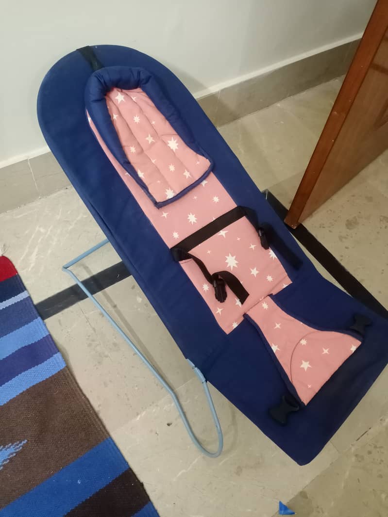 Baby bouncer 0