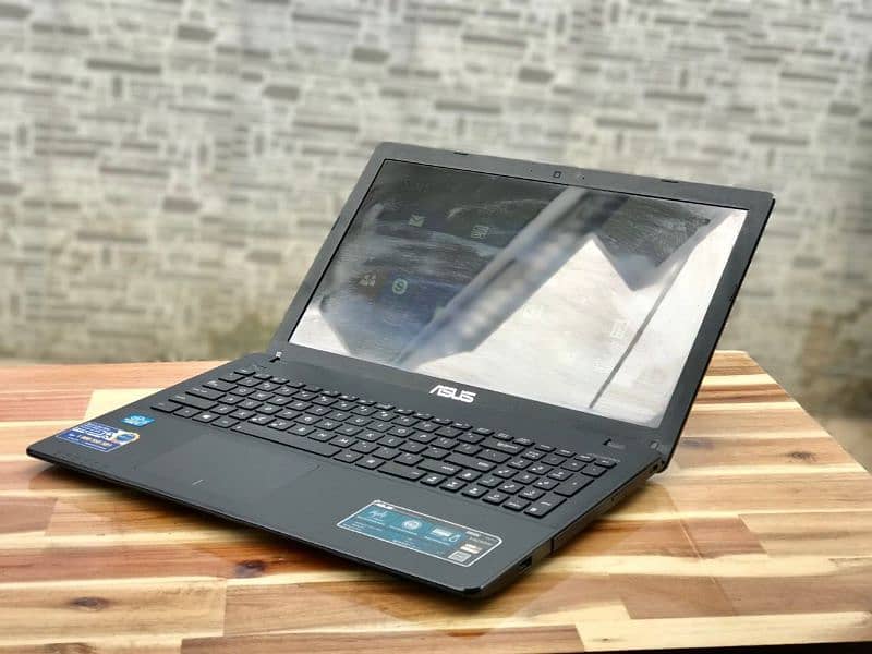 03008083780 Asus slim Laptop 4th Generation 15.6"Display 3hr Batry tmg 0