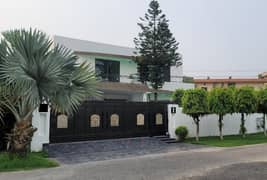 EXQUISITE 1 KANAL HOME FOR SALE IN DHA PHASE 1 A DREAM RESIDENCE!