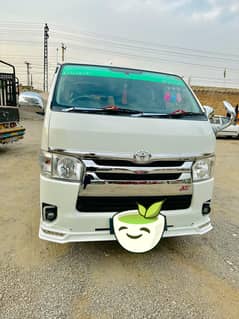 Toyota Hiace Model 2015