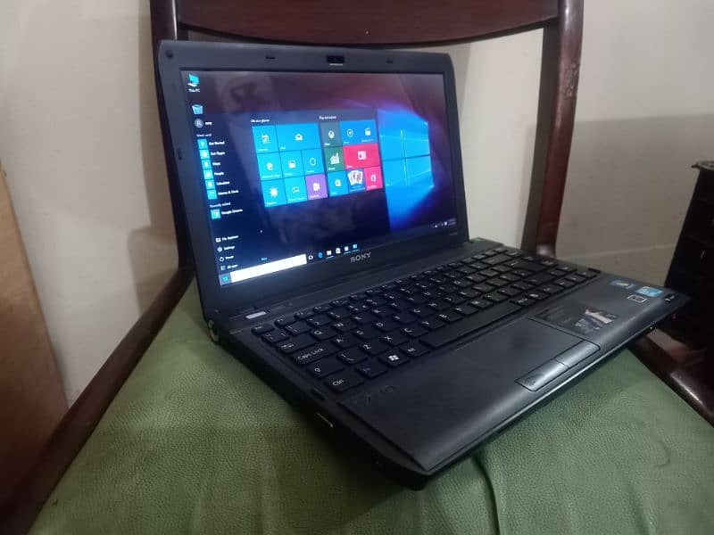 Sony vaio Laptop 03008083780 Good condition 4GB Ram 320GB H 14"Display 1