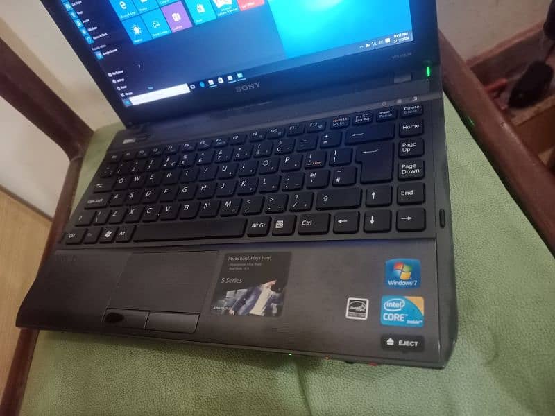 Sony vaio Laptop 03008083780 Good condition 4GB Ram 320GB H 14"Display 2
