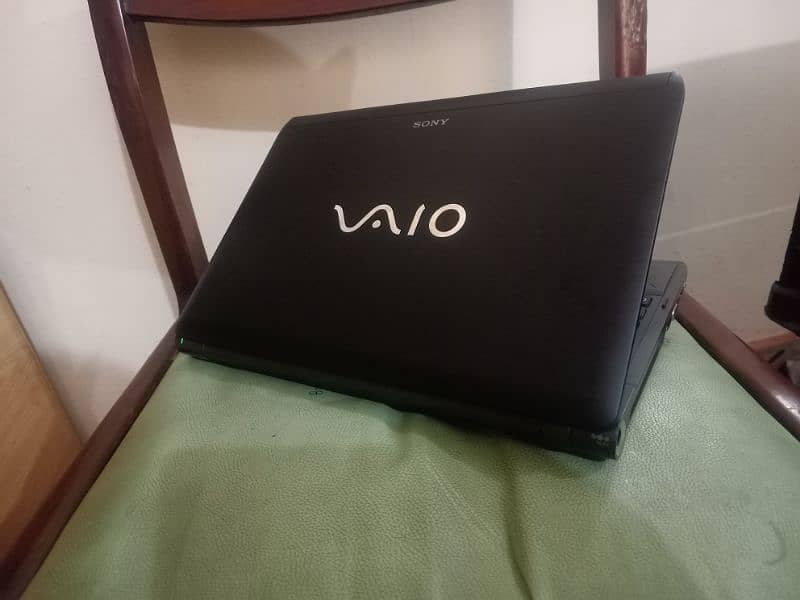 Sony vaio Laptop 03008083780 Good condition 4GB Ram 320GB H 14"Display 4
