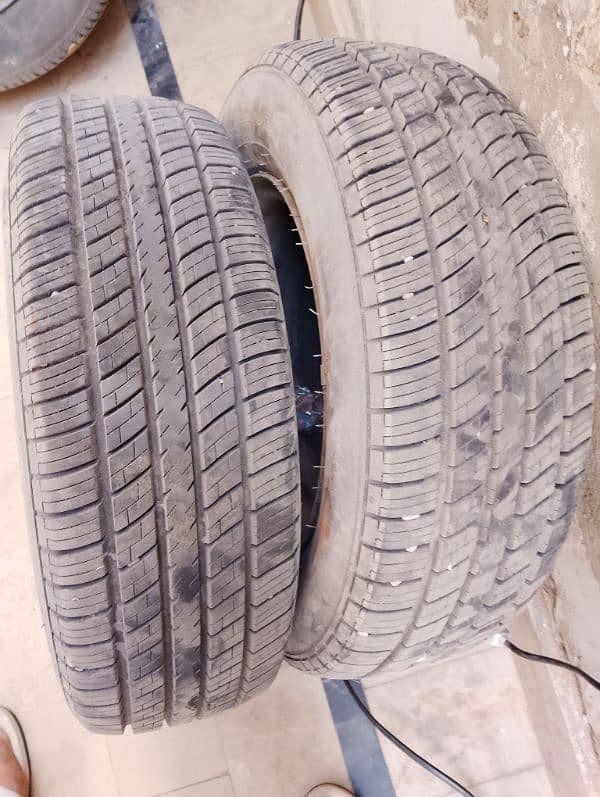 Tyre For sale 185/70/13 10