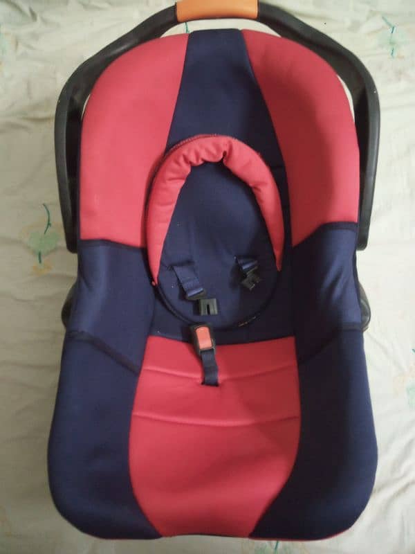 Baby Carry Cot 1