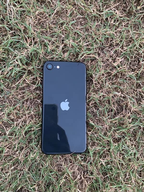 Iphone se 2020 non pta lush condition 5