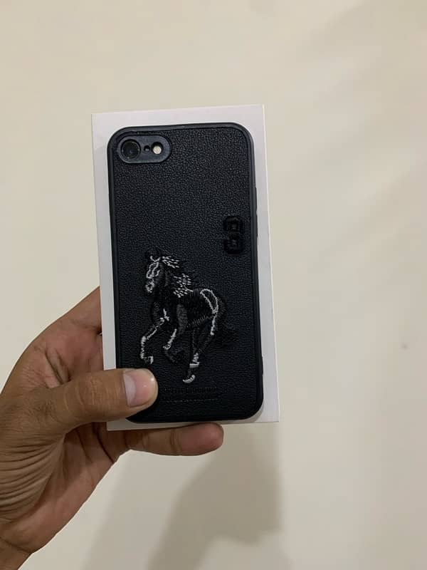 Iphone se 2020 non pta lush condition 7