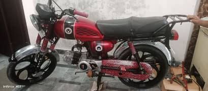 Ravi motorcycle urgent sale 10/8 condition