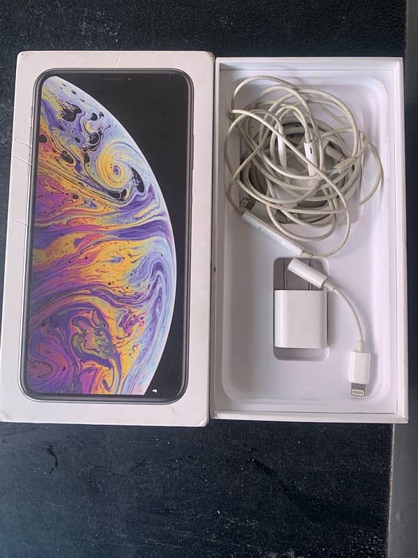 Iphone Xs Max. 64gb 0