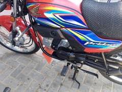 new Honda prider 1hand use. contact no. 03137356270