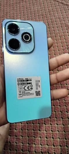 very minimum use 8+8 128 GB 10 months warranty