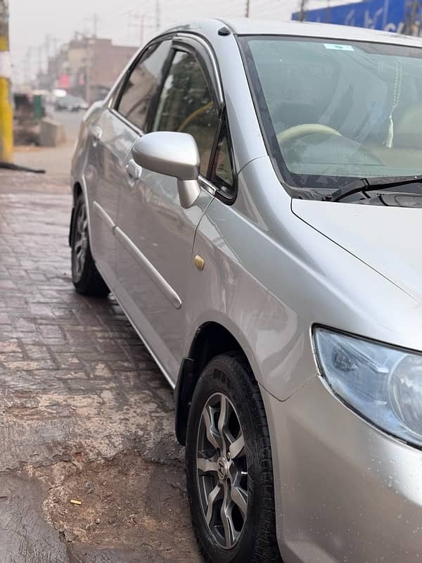 Honda City IDSI 2006 with Golden registration number 4