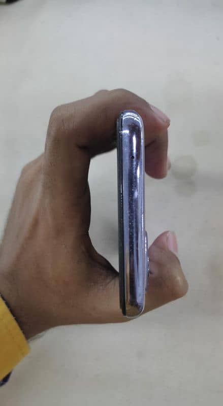 OnePlus 9 urgent sale 5