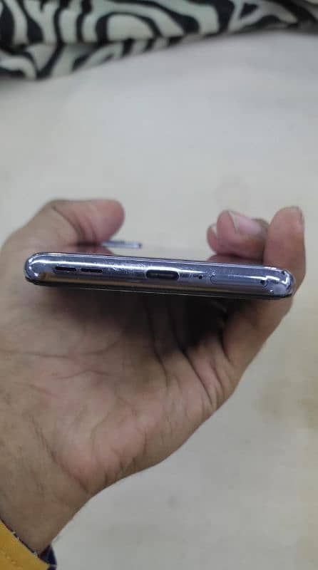 OnePlus 9 urgent sale 6