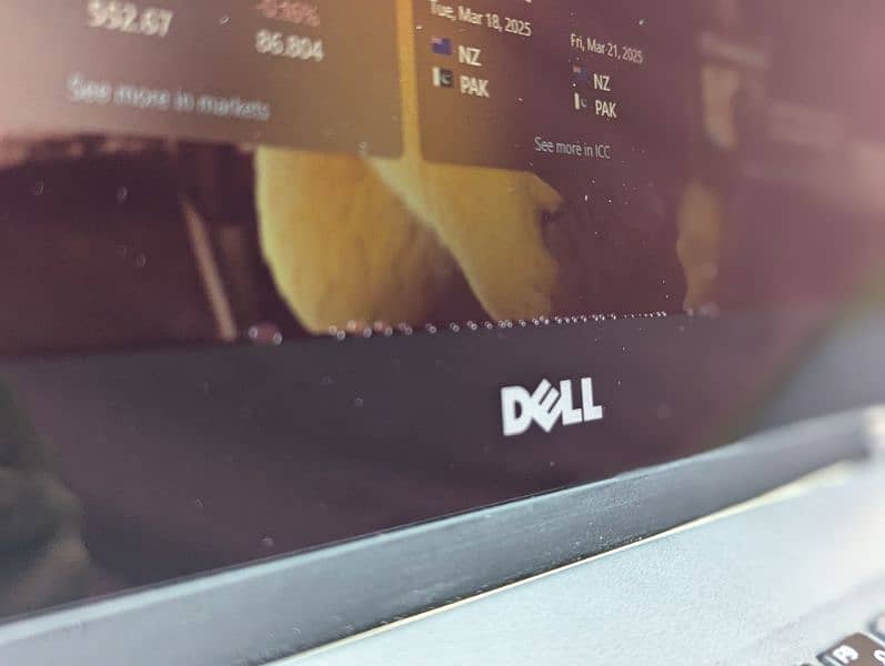 Urgent Sale on Dell Inspiron 15 Laptop 5000 Series 8
