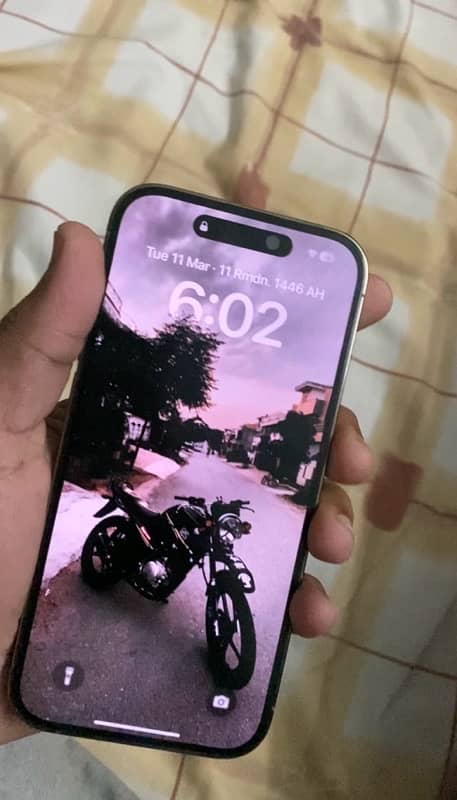 iPhone 14 pro 128gb jv 5