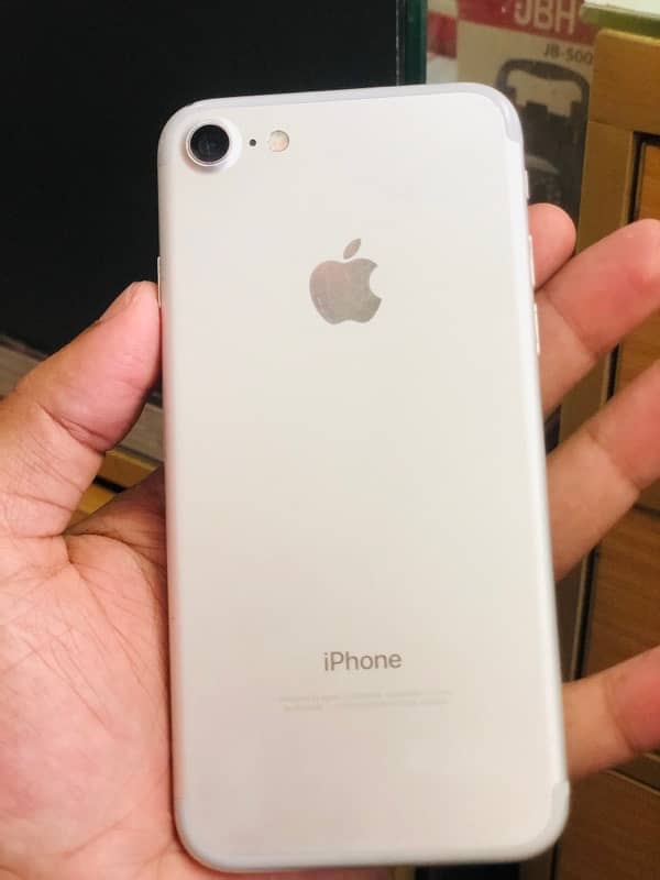 IPhone 7 128 PTA 0