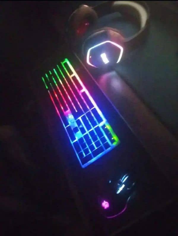ASUS 24 inches gaming LCD 1