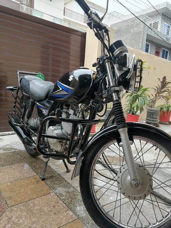 Suzuki GS 150 10