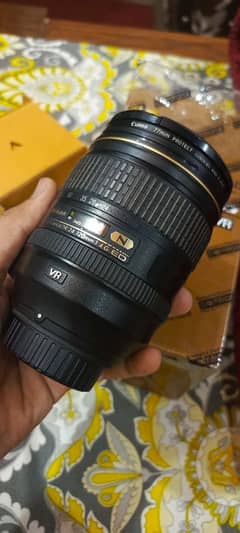 Nikon 24 120mm F4 lens