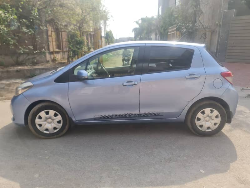 Toyota Vitz 2017 1