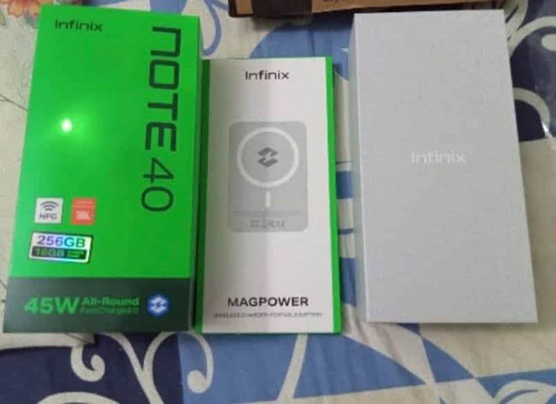 Infinx Note 40 With Charger Box + Wireless Charger Condition 9/10 Used 3