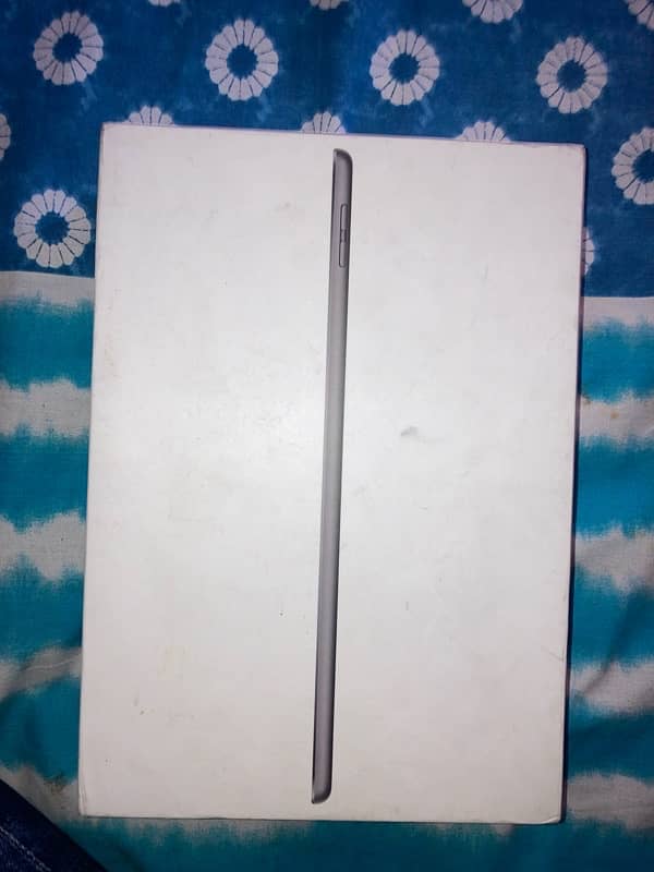 i pad 9 gen/64gb 1