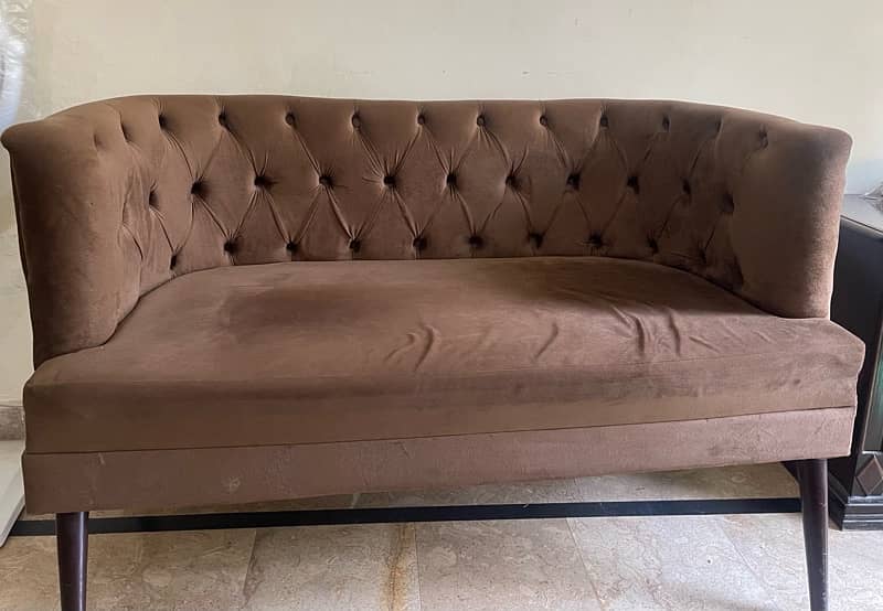 Modren sofa 0