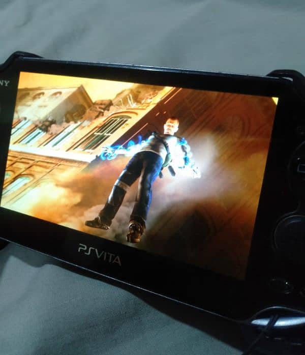 Ps vita with all accessories and 3 game. 2