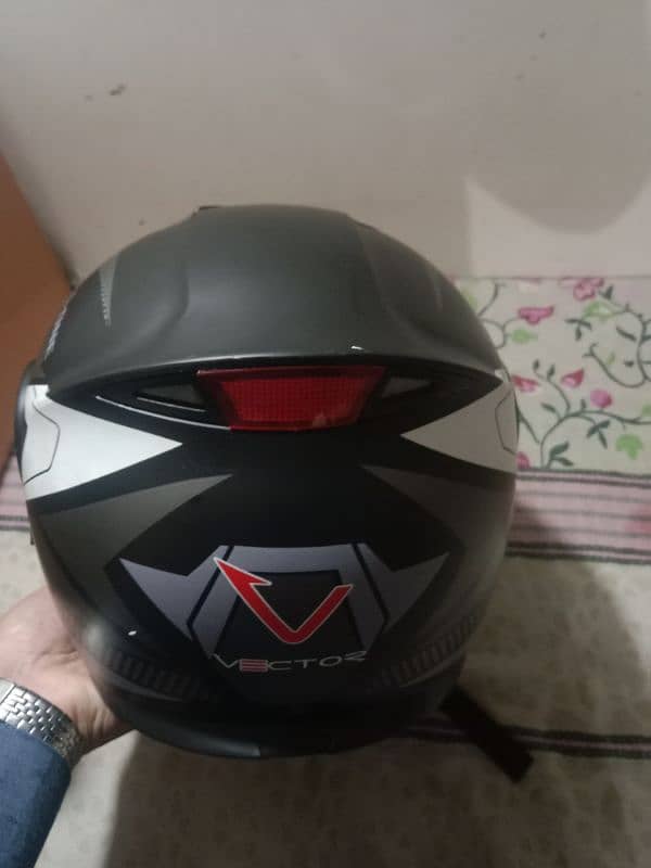 vector helmet 1