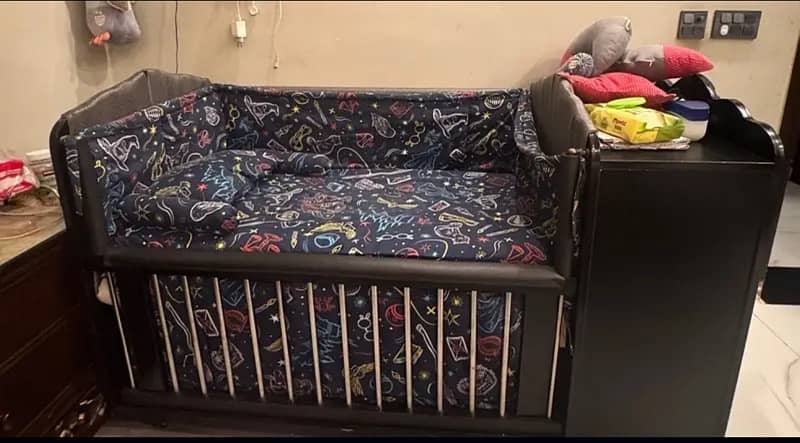 Baby Cot for sale 0