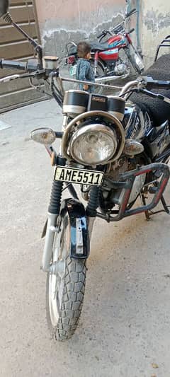 Suzuki Gs 150