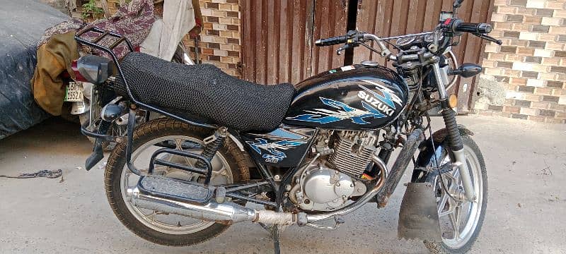 Suzuki Gs 150 3