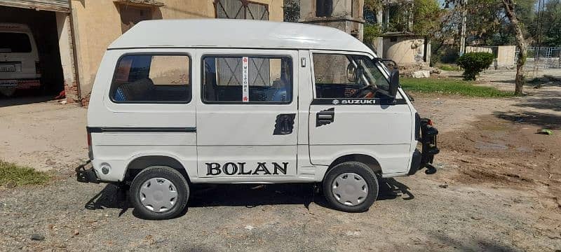 Suzuki Bolan 2014 6