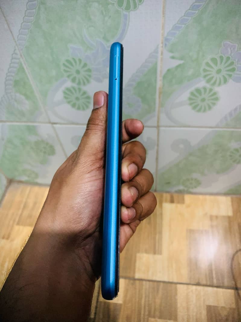 Realme C11 2021 4/46 3