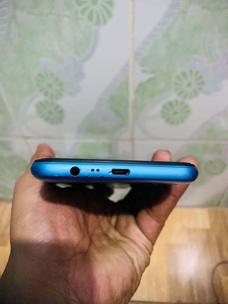 Realme C11 2021 4/46 6