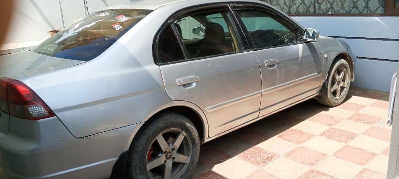 Honda Civic EXi 2005 1