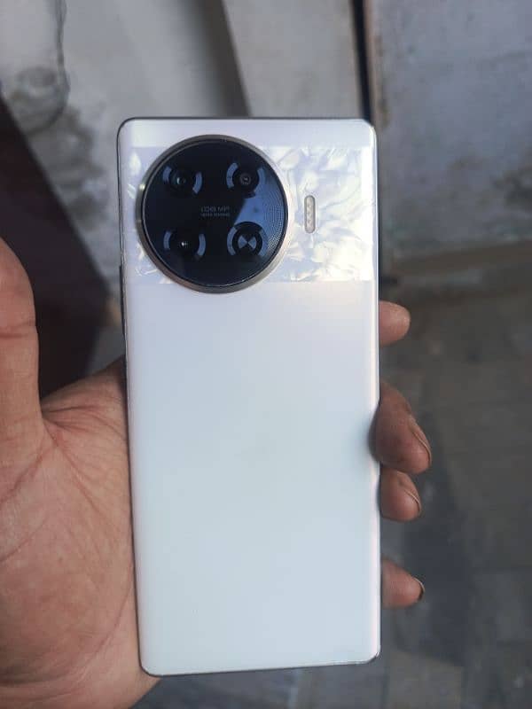 Tecno spark 20 pro plus 1