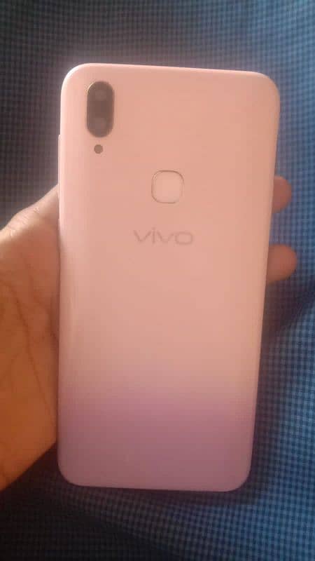 vivo y11i 8/256 4