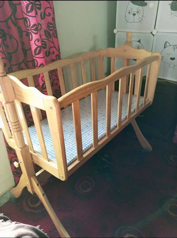 baby cot urgent sale 1