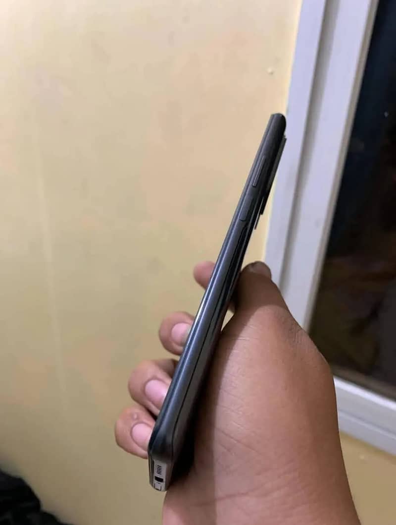 Xiaomi Mi 11 4