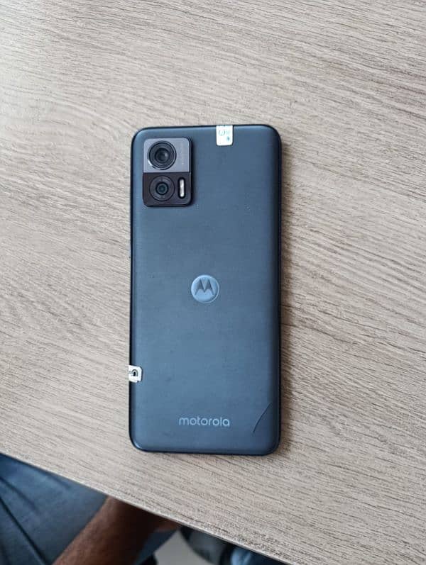 Motorola Edge 30 Neo 1