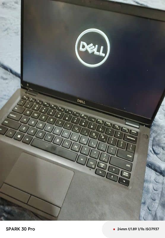 leptop Dell 3