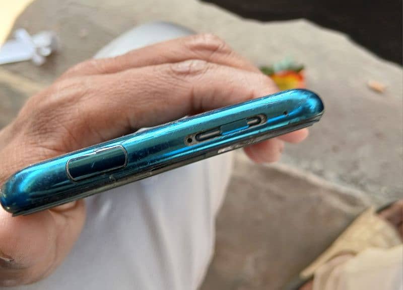 HUAWEI Y9 PRIME 2019 4