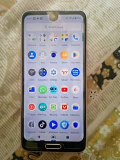 Aquos Sharp R2