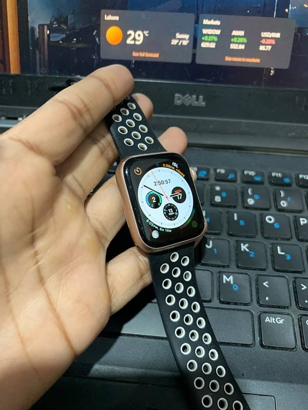 Apple Watch Series 5 3