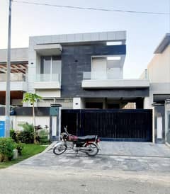 Lower Locked 10 Marla Beautifully Designed Modern Portion For Rent In DHA Phase 8 Ex Air Avenue