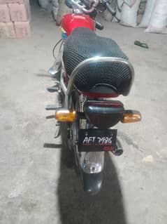 Ek Hath Chali Hai bike