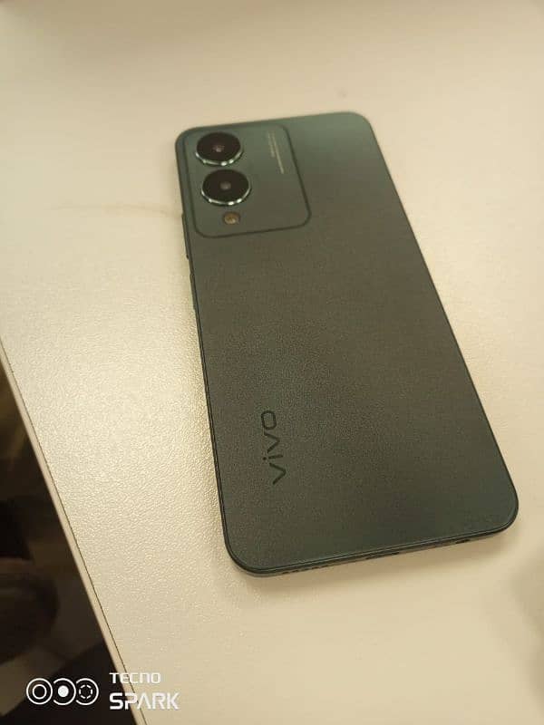 vivo y17s 3