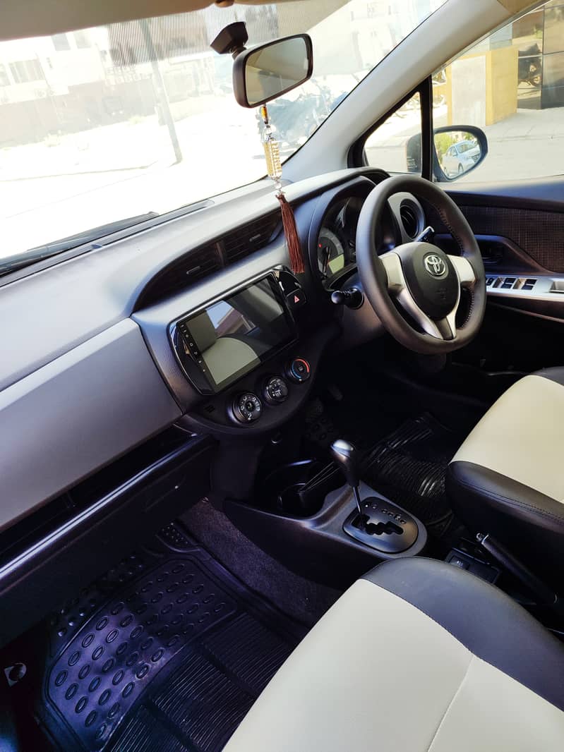 Toyota Vitz 2014 6